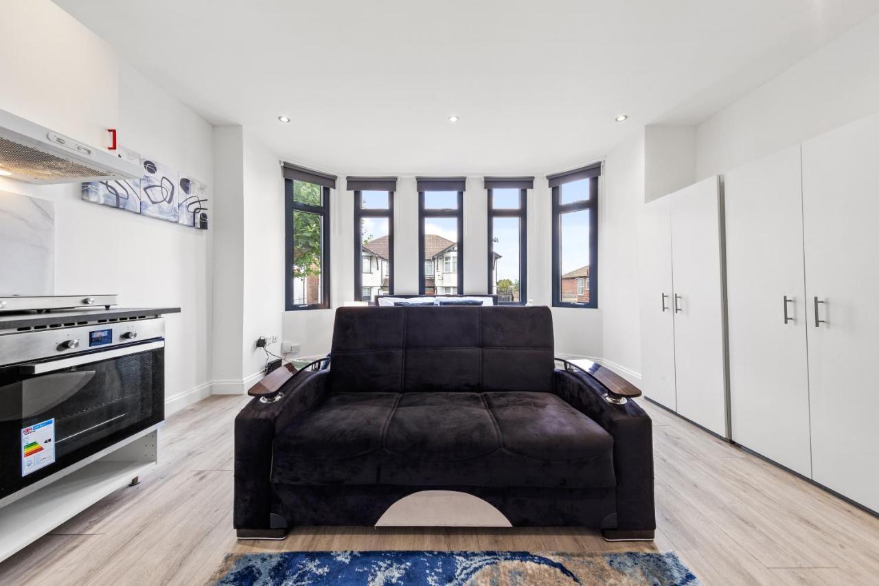 Comfy 1Bdr - 30Mins To Central Ldn - Parking The Hyde Extérieur photo
